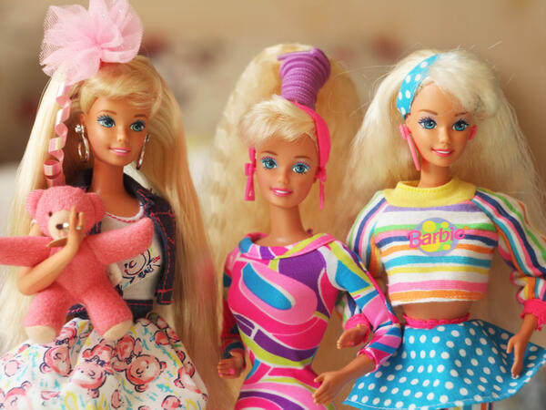 يعتقد البعض أن الاستثمارات تتكون فقط من مجموعة واسعة من الأشياء الثمينة مثل الممتلكات والعملات المشفرة والأسهم ، إلا أن هناك أيضًا سوقًا متخصصًا للمقتنيات والألعاب التي يصبح لها قيمة مع مرور الوقت