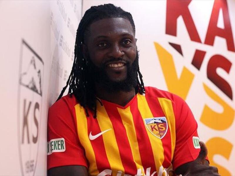 Togolese striker Emmanuel Adebayor signs one-year deal with club (Photo: AA)