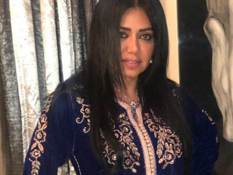 Rania Youssef chose a Moroccan black caftan, but it was not that distinctive