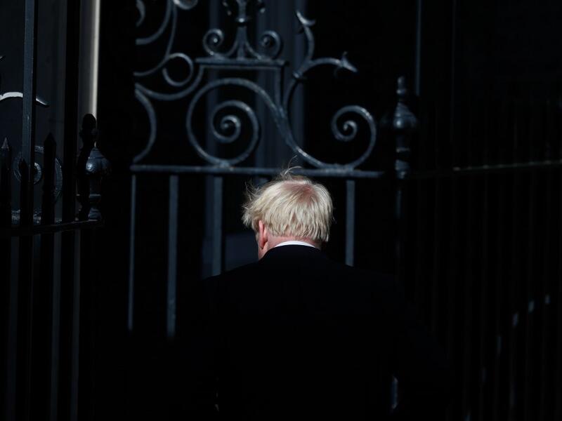 Britain's new Prime Minister Boris Johnson arrives back at 10 Downing Street in London on July 24, 2019. Boris Johnson took charge as Britain's prime minister on Wednesday, on a mission to deliver Brexit by October 31 with or without a deal. Adrian DENNIS / AFP
