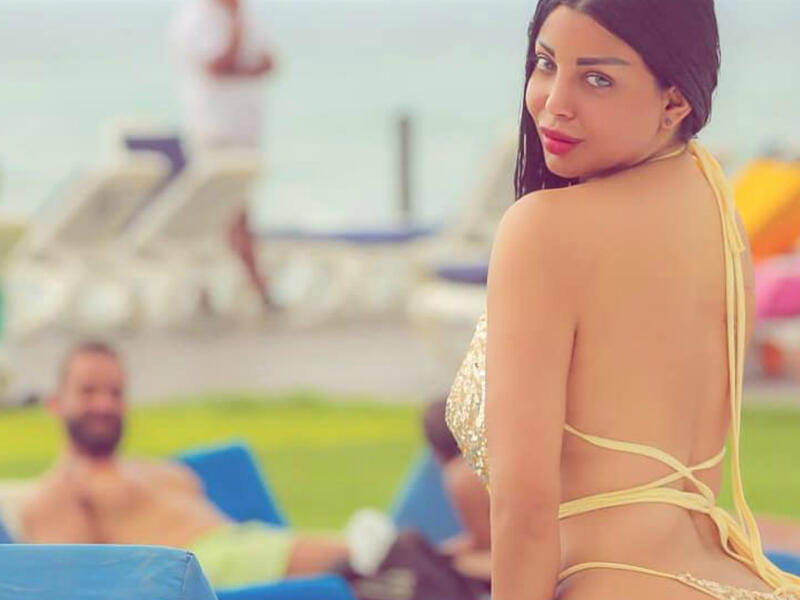 Rola Yammout posed nearly completely naked from the back side Source rola yammout official Instagram