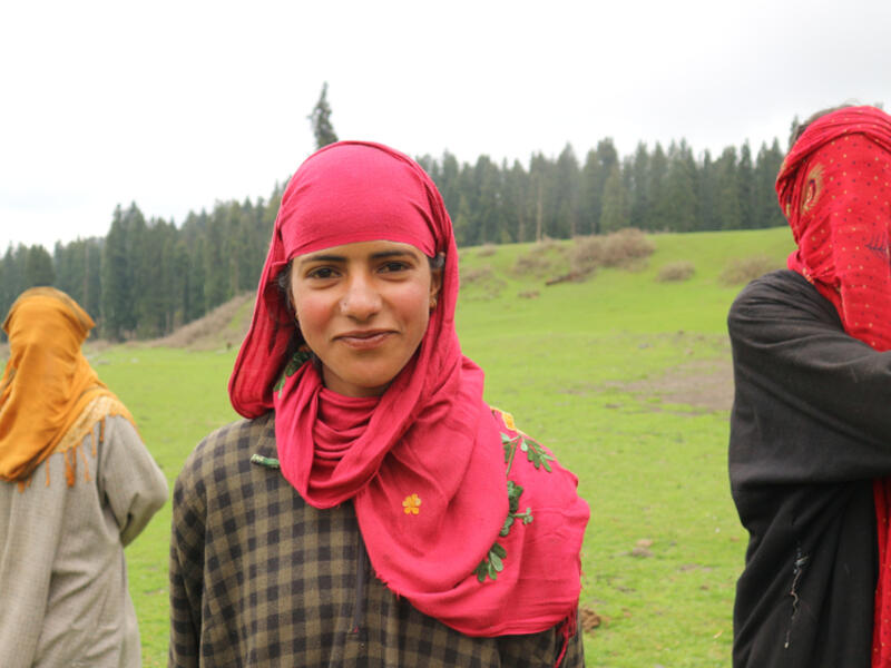 Kashmiri Women (Shutterstock)