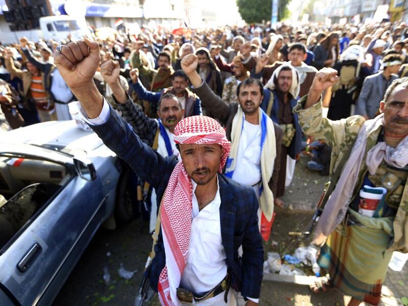 Yemeni supporters of the Shiite Huthi movement take part in a rally to commemorate the fifth anniversary of the Huthi takeover of the capital Sanaa on September 21, 2019. (MOHAMMED HUWAIS / AFP)