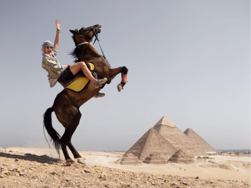 Kramer spent ten days touring Egypt. (Courtesy: @rorykramer official Instagram account)