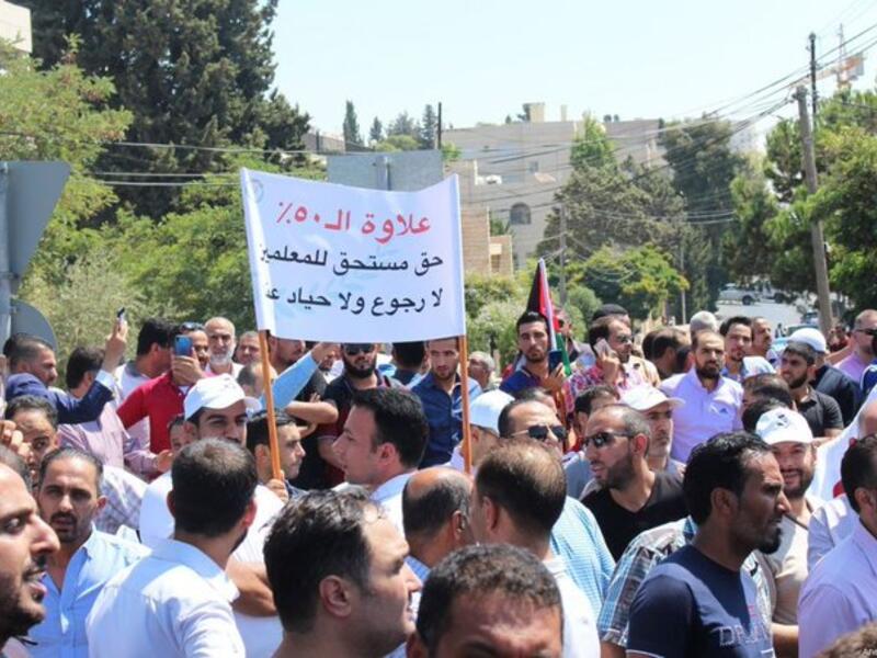 Teachers in Jordan strike (Twitter)