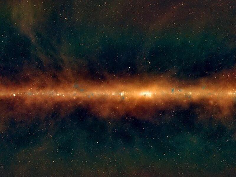 This image from the Murchison Widefield Array telescope shows low-frequency radio emissions from the centre of the galaxy presented in a way humans can see (Dailymail/Dr Natasha Hurley-Walker/ICRAR/Curtin)