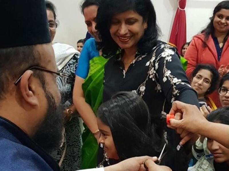 Women donate long locks for cancer patients in Dubai (Twitter)