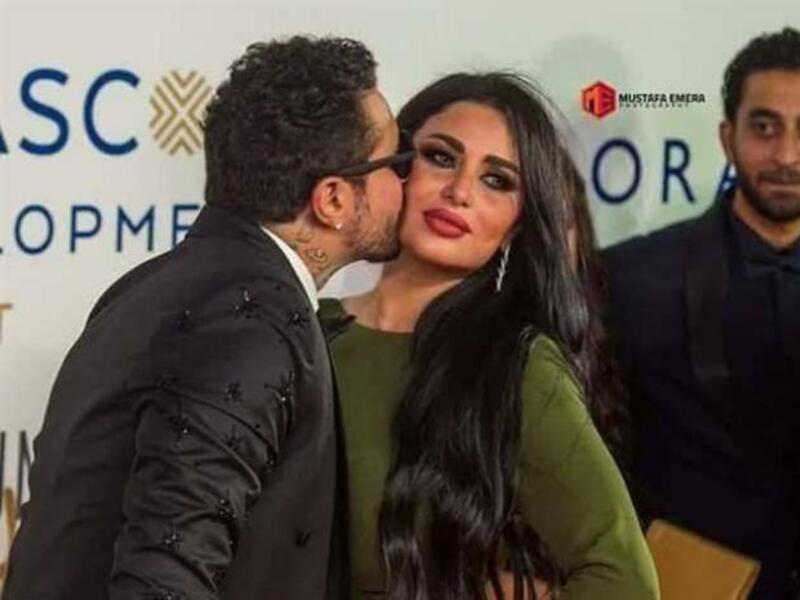 أحمد الفيشاوي وزوجته 