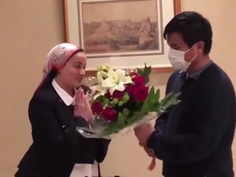 Egyptians apologise to Chinese tourist who was bullied over xenophobic 'coronavirus' fears (Twitter)