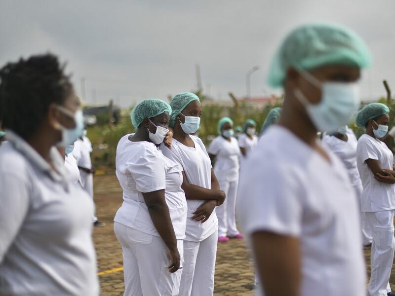 Coinciding with the morning shift rotation the class, aimed to offer some respite to nurses charged with the management of patients infected with COVID-19 coronavirus, was organised by the Nursing Council of Kenya (NCK) and the Kenyatta Univesity Teaching, Refferal and Research Hospital in the Kenyan capital. TONY KARUMBA / AFP