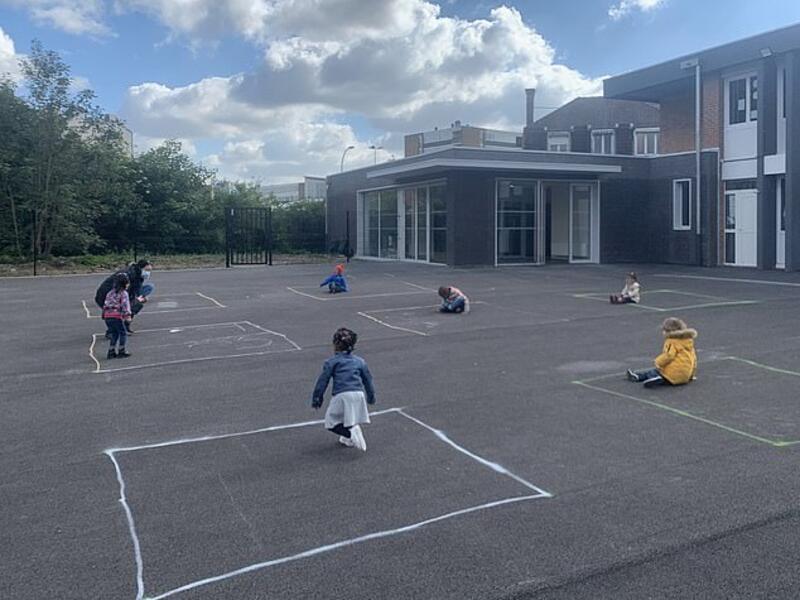 Three and four-year-old children at a primary school in France were pictured playing alone in chalk 'isolation zones' to maintain social distancing amid coronavirus (DailyMail)