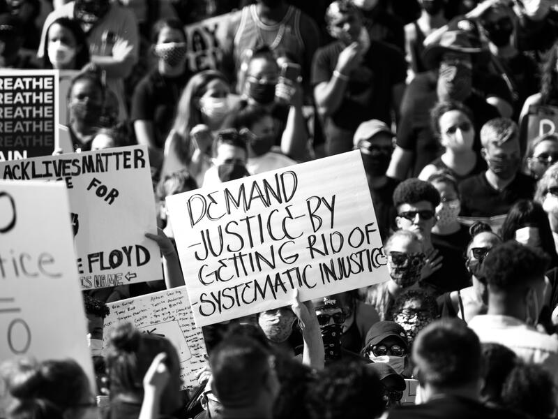 Everything You Need to Know About the Striking Financial Inequality Between Blacks and Whites in the US