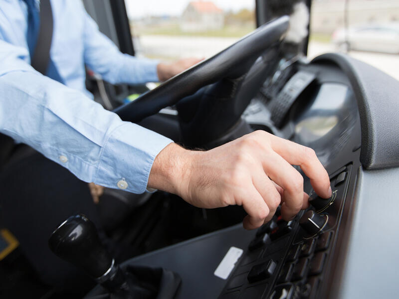The driver spotted the woman with a walking stick trying to fend off the attacker. (Shutterstock/ File Photo)