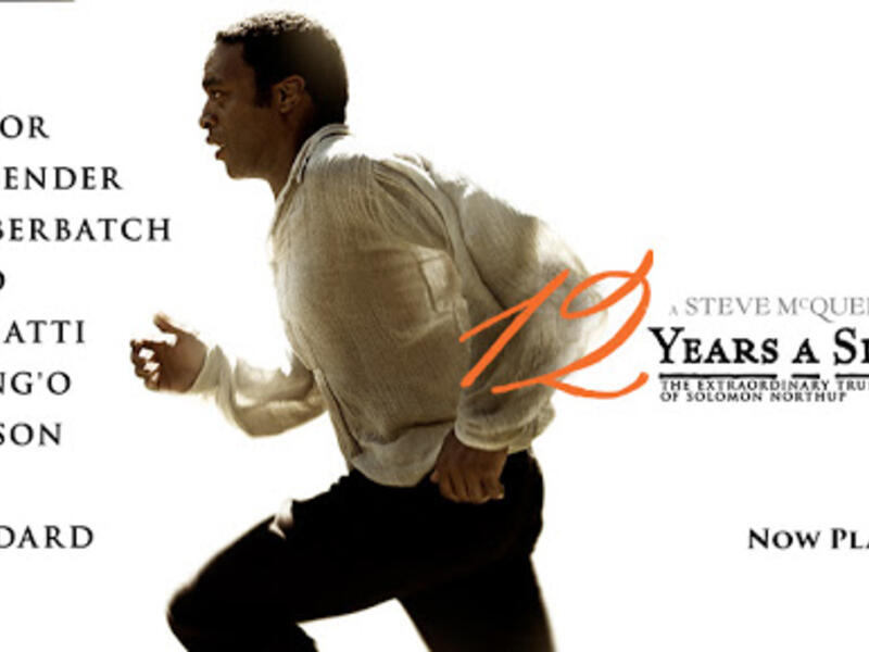 فيلم Years a Slave 12: أنتج عام 2013، وتدور أحداثه حول رجل أمريكي من أصل إفريقي عمل  لمدة 12 عامًا في مزارع ولاية لويزيانا، بعد تعرضه للاختطاف من أسرته في واشنطن وبيع كعبد وفقد حريته ومكانته الاجتماعية.