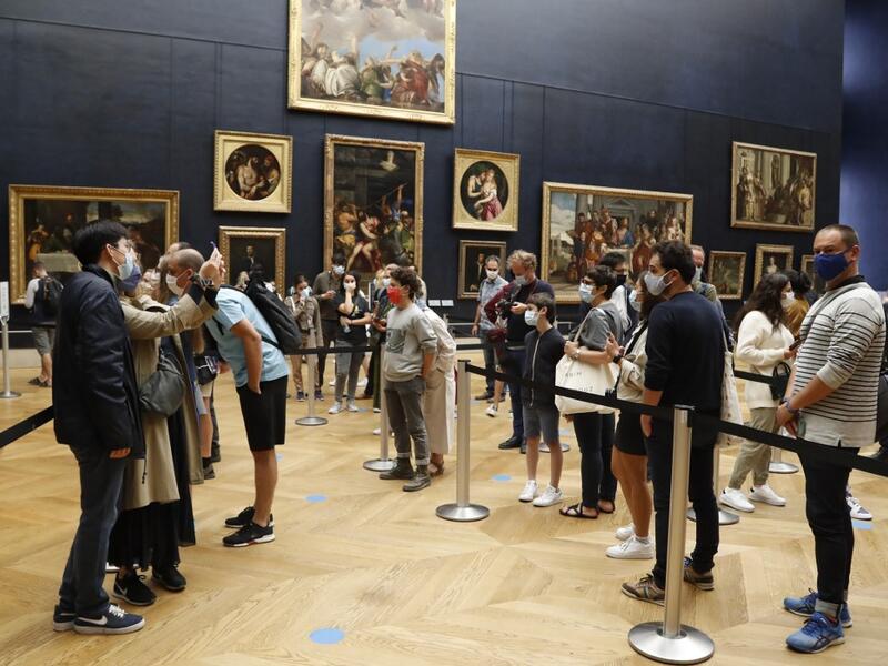 The coronavirus crisis has already caused "more than 40 million euros in losses" at the Louvre, announced its president and director Jean-Luc Martinez, who advocates a revival through "cultural democratization" and is preparing a "transformation plan" for the upcoming Olympic Games in 2024. FRANCOIS GUILLOT / AFP