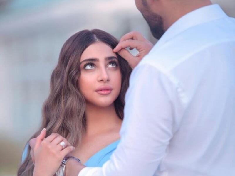 أبرار سبت تعلن خطوبتها..شاهدوا صور خطيبها ومهنته!