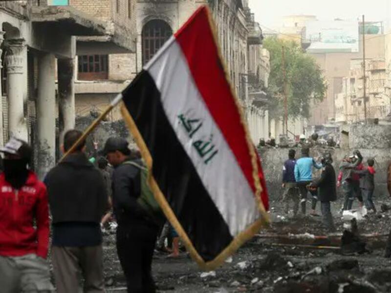 Iraqi demonstrators in Baghdad (Twitter)