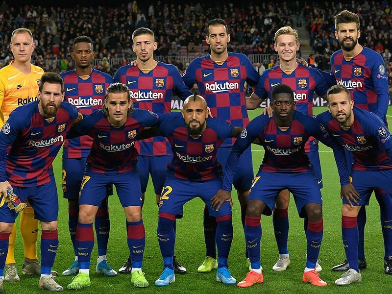 1- برشلونة: متوسط أجور يبلغ 9.37 مليون جنيه استرليني سنوياً