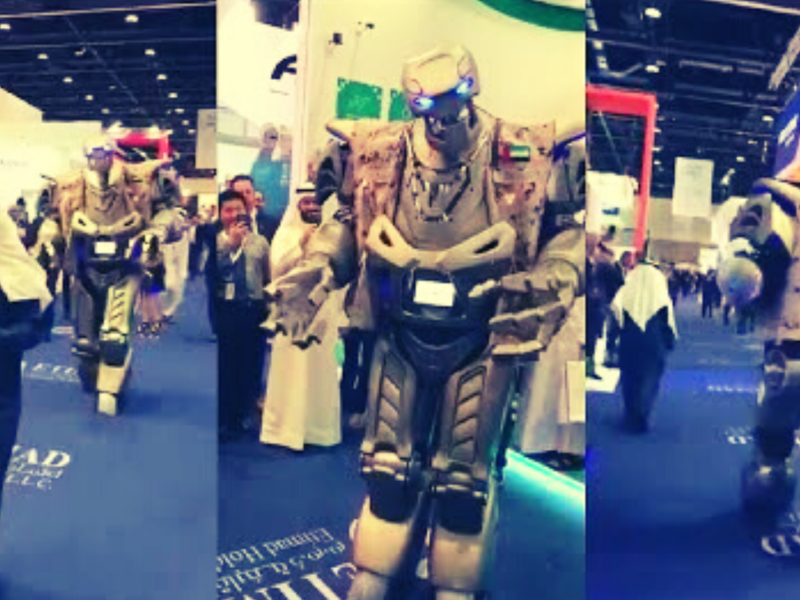 Did the King of Bahrain Use This Huge Robot as a Bodyguard in This Dubai Event?