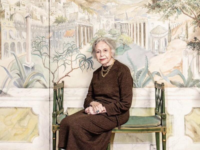Lady Yvonne Sursock Cochrane (Twitter)
