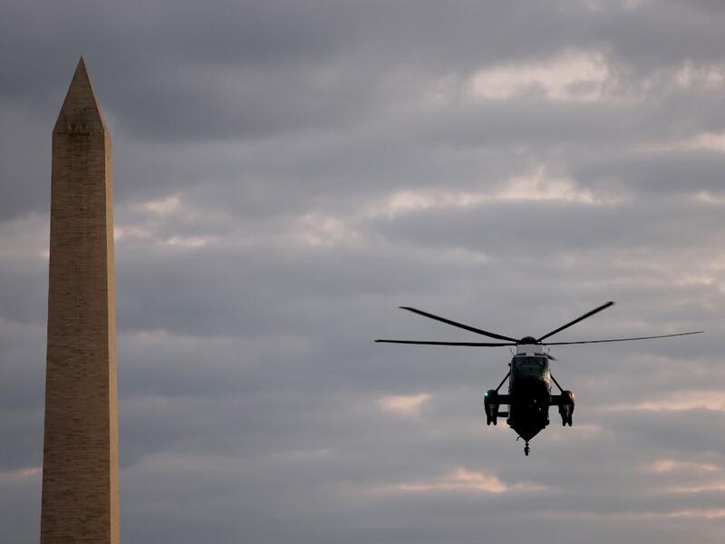 Marine One returns President Donald Trump to the White House from Walter Reed National Military Medical Center on October 05, 2020 in Washington, DC. Trump spent three days hospitalized for coronavirus. Win McNamee/Getty Images/AFP WIN MCNAMEE / GETTY IMAGES NORTH AMERICA / Getty Images via AFP