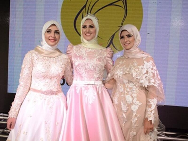 وتم حفل الزفاف في نطاق ضيق اقتصر على الأهل والأصدقاء آنذاك، ولكن سارة حورية نفت هذه الشائعة وبأنها لا تعرف معز مسعود على المستوي الشخصي.