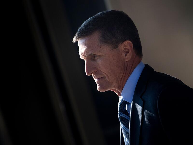 Gen. Michael Flynn, former national security adviser to U.S. President Donald Trump, leaves a federal court in Washington, Dec. 1, 2017. (AFP Photo)