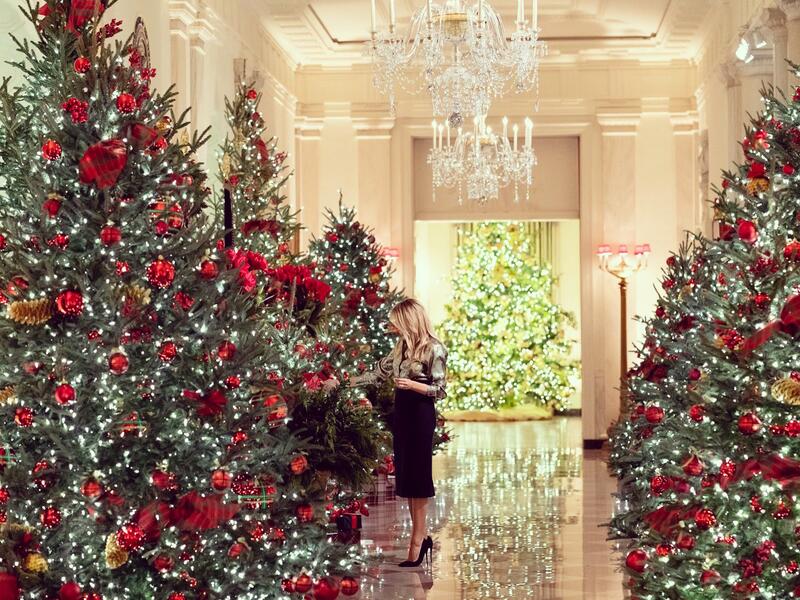 Under the theme of “America the Beautiful”, Christmas spirit in the White House. (Twitter)