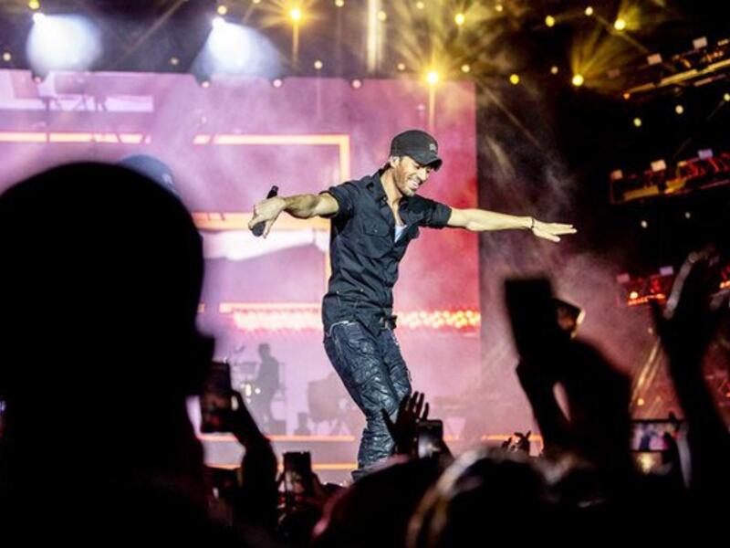 Music superstar Enrique Iglesias performs at a 2018 concert held in Riyadh. The coronavirus disease (COVID-19) pandemic may have hit the music industry but it has failed to dampen the spirits of music lovers in the Kingdom. (Social media)
