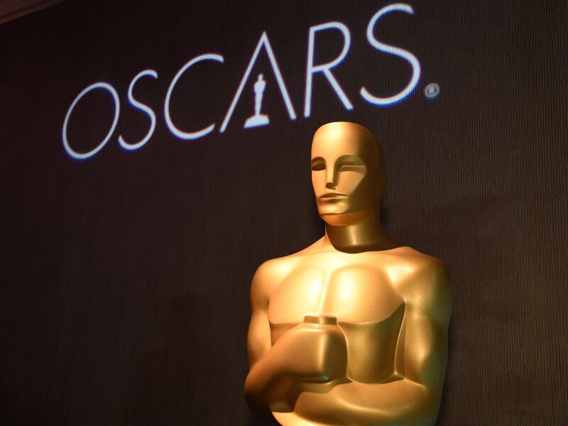 Oscar statue 