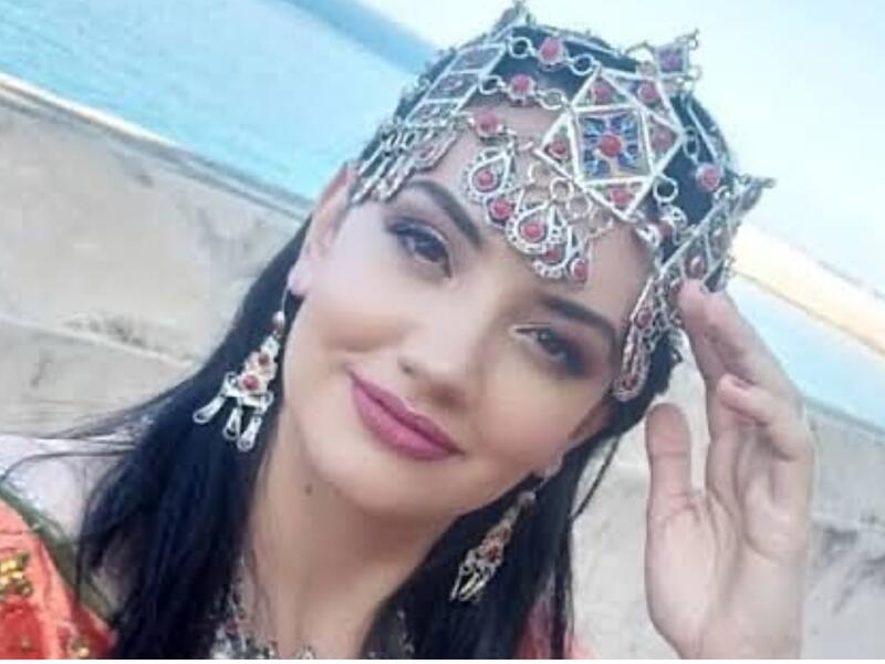 Bouchra Okbi leaked sex bathroom بشرى عقبي