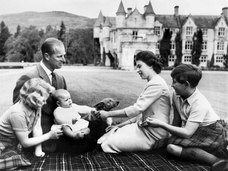 September 9, 1960 Britain's Queen Elizabeth II (2R), Britain's Prince Philip, Duke of Edinburgh (2L) and their three children Prince Charles (R), Princess Anne (L) and Prince Andrew (3L) 