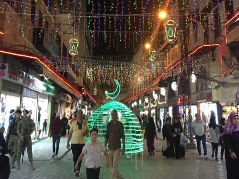 لبنان / بيروت: ستكون ساعات الصيام في أول يوم 14 ساعة و29 دقيقة، فيما ستصل في آخر يوم الى 15 ساعة و20 دقيقة.