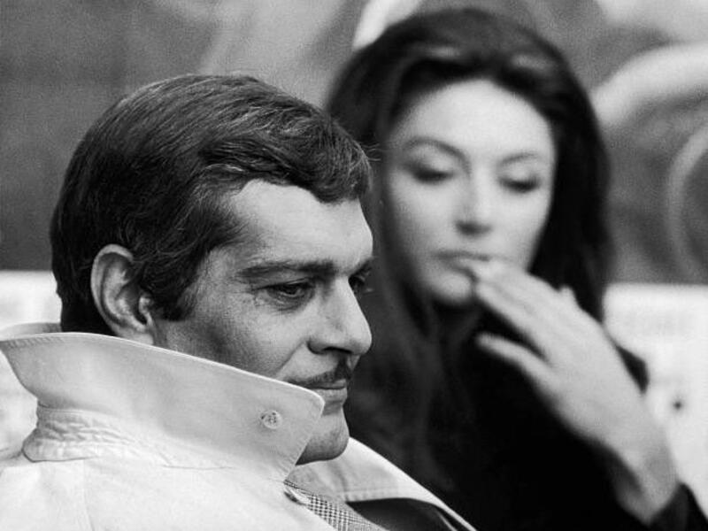 Omar Sharif and Anouk AIMEE on set of LE RENDEZ-VOUS 