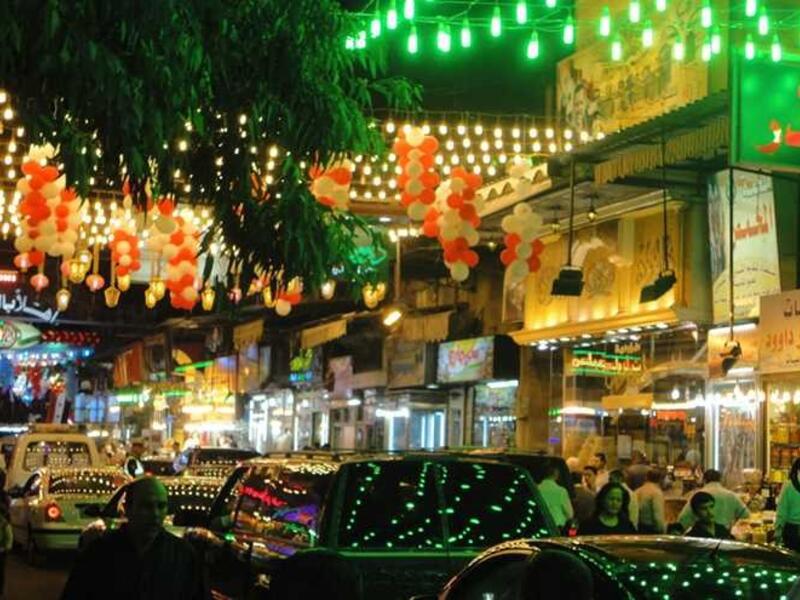 سوريا / دمشق: ستكون ساعات الصيام في أول يوم 14 ساعة و23 دقيقة، فيما ستصل في آخر يوم الى 15 ساعة و30 دقيقة.
