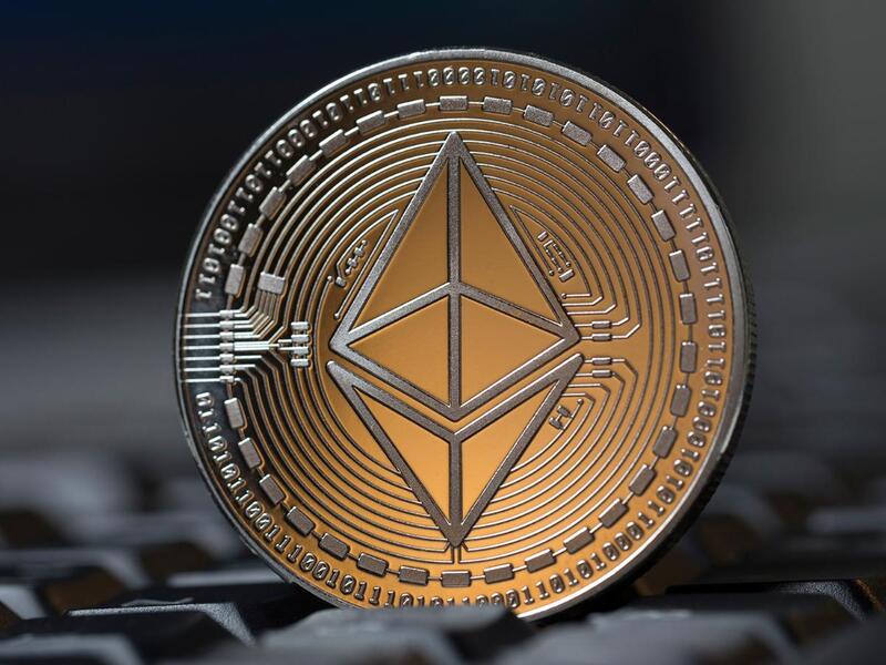 العملة المشفرة "إثريوم" تتخطى مستوى 4 آلاف دولار