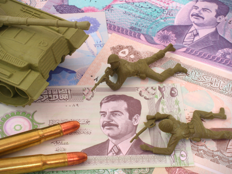 Currency From Iraq with Bullets and Plastic Soldiers