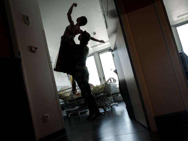 Ballet dancers in Children's hospital in Paris.