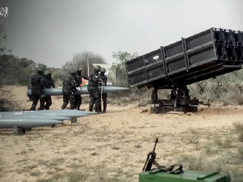 صاروخ 1111: توقع عدد من المغردين بأن الرقم 1111 هو اسم لصاروخ الجديد الذي تعمل قوى المقاومة الفلسطينية على تطويره في الوقت الراهن وسيجري إطلاقه لاحقًا.