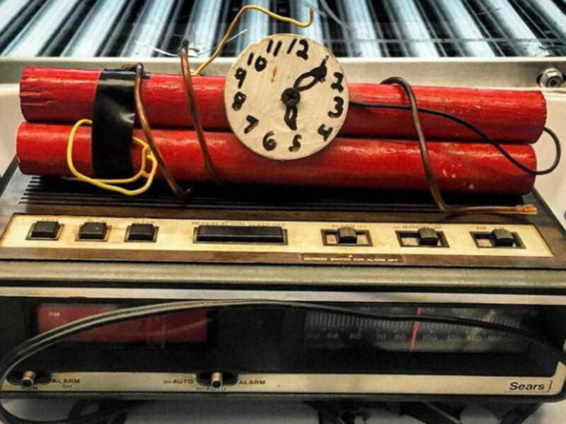 2. قنبلة مزيفة