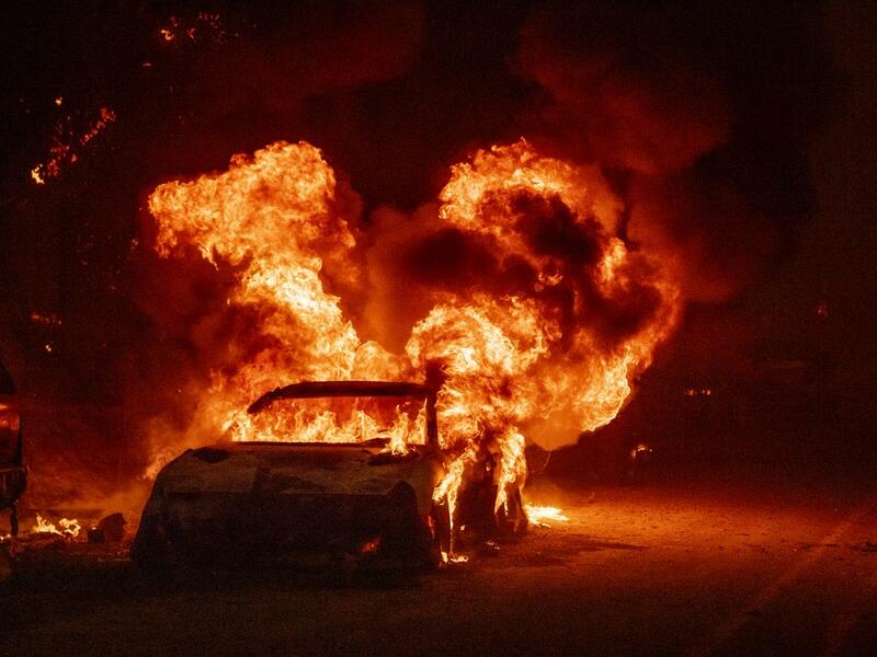 Wildfires erupts in Northern California Forests