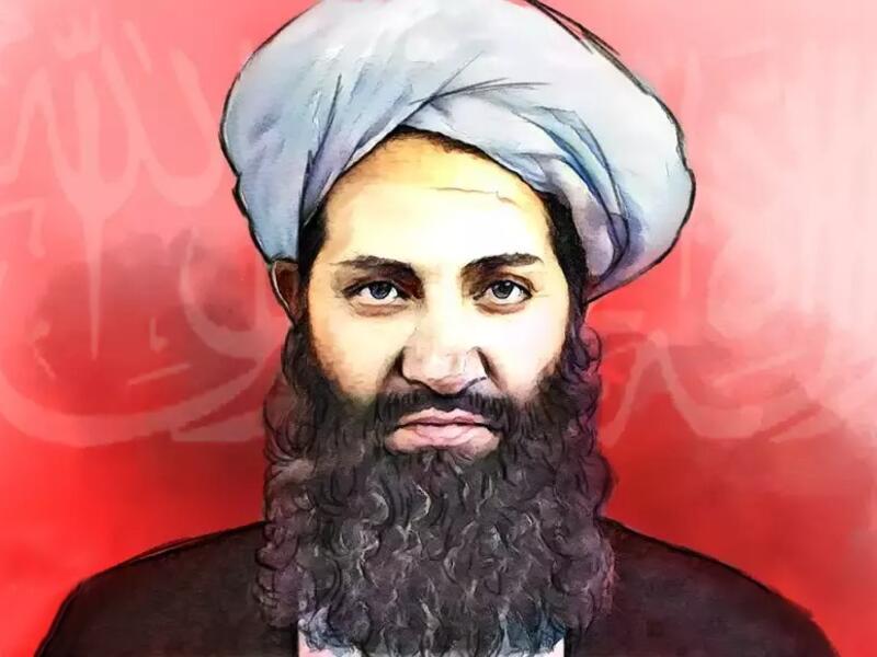 القائد الأعلى هبة الله آخند زاده: عُيّن أميرًا للحركة في 25 مايو 2016 وهو عالم دين سني متخصص في الحديث وعلومه وكان يترأس المحاكم الشرعية في إمارة أفغانستان الاسلامية، تولى  المهمة الحساسة المتمثلة بتوحيد طالبان بعد وفاة الملا منصور، وكان يميل إلى التحفظ مكتفيًا ببث رسائل سنوية نادرة في الأعياد الإسلامية.