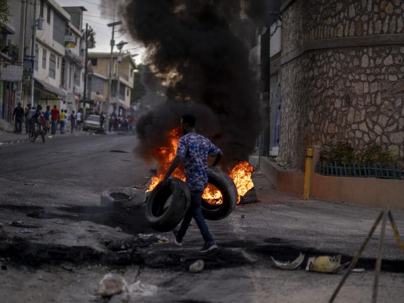 Haitians Protest Fuel Prices Hike and Shortage