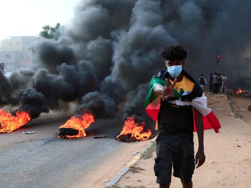 Sudanese Protest Military Coup in Khartoum