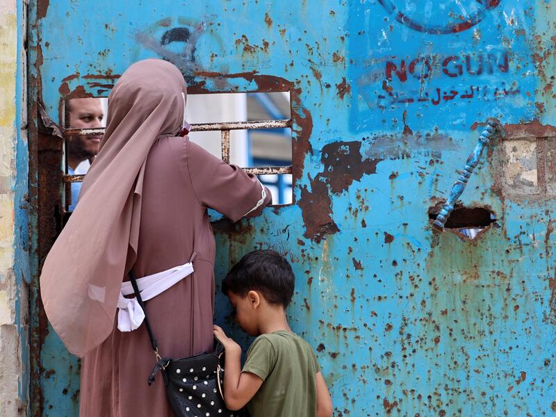 UNRWA chief warns that the Palestinian refugee agency facing funding crisis