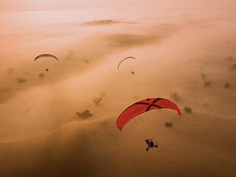 تجربة الطيران الشراعي: تجربة ممتعة وغير تقليدية للطيران من خلال حجز مغامرة الطيران الشراعي في الرياض على منصة سبليفت.