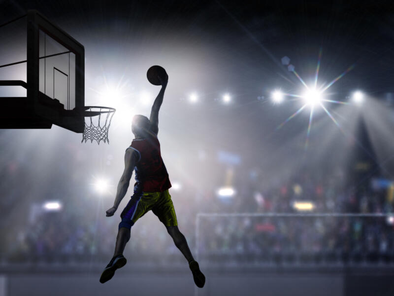  A Florida high school basketball star is the tallest in the world