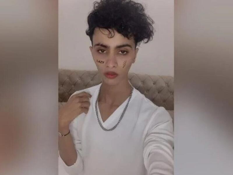 مودل هيما