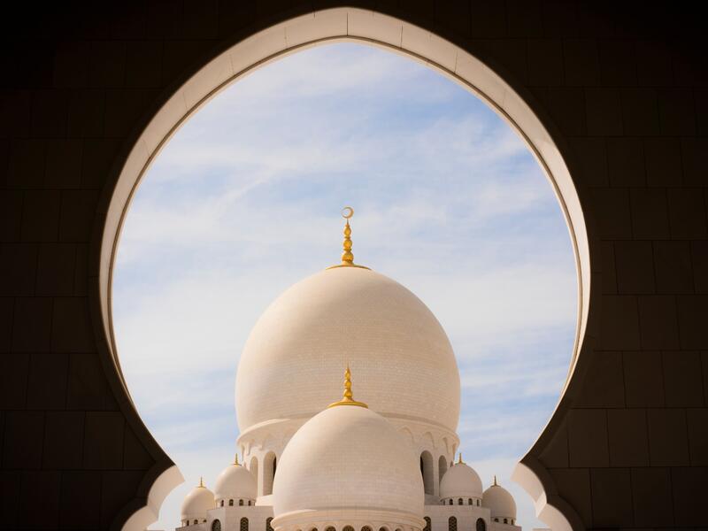 مكتبة البوابة: 5 كتب عن شهر رمضان المبارك
