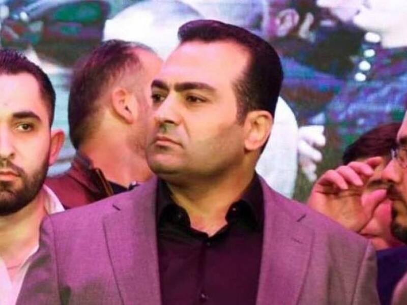 من بائع فروج الى ملياردير تطارده العقوبات 
